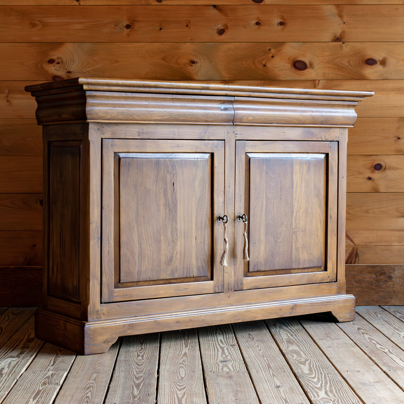 Rustic Walnut Cabinet With Adjustable Shelves and Hidden Drawers, Door Detail